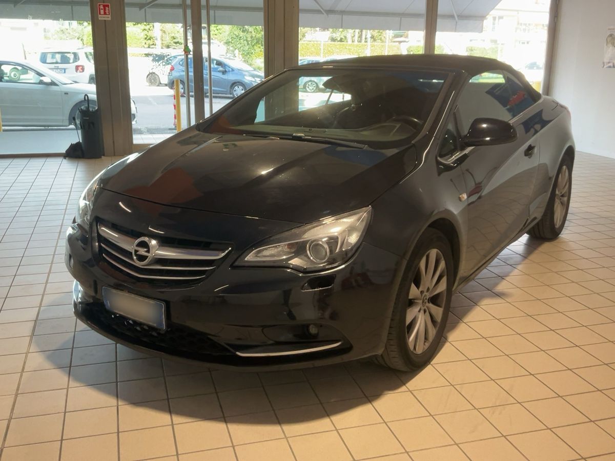 Opel Cascada 2017 — photo 1