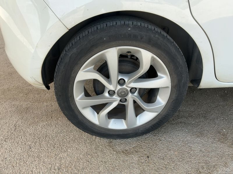 Opel Corsa 1.4 LPG Selective 2016 – снимка 9