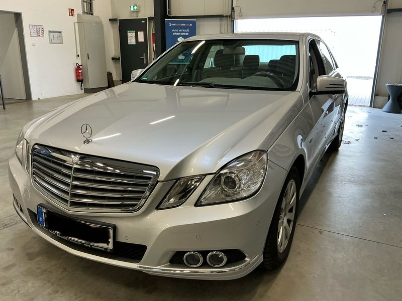 E-Klasse E 250 CGI BlueEfficiency Elegance