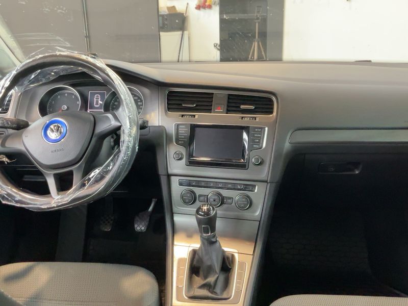 Volkswagen Golf VII 1.2 TSI Comfortline BlueMotion Tech — zdjęcie 12