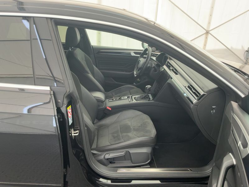 Volkswagen Arteon Shooting Brake 2.0 TDI R-Line — zdjęcie 11