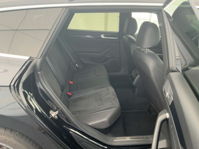 Volkswagen Arteon Shooting Brake 2.0 TDI R-Line — zdjęcie 14