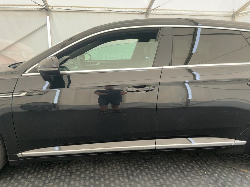 Volkswagen Arteon Shooting Brake 2.0 TDI R-Line — zdjęcie 4