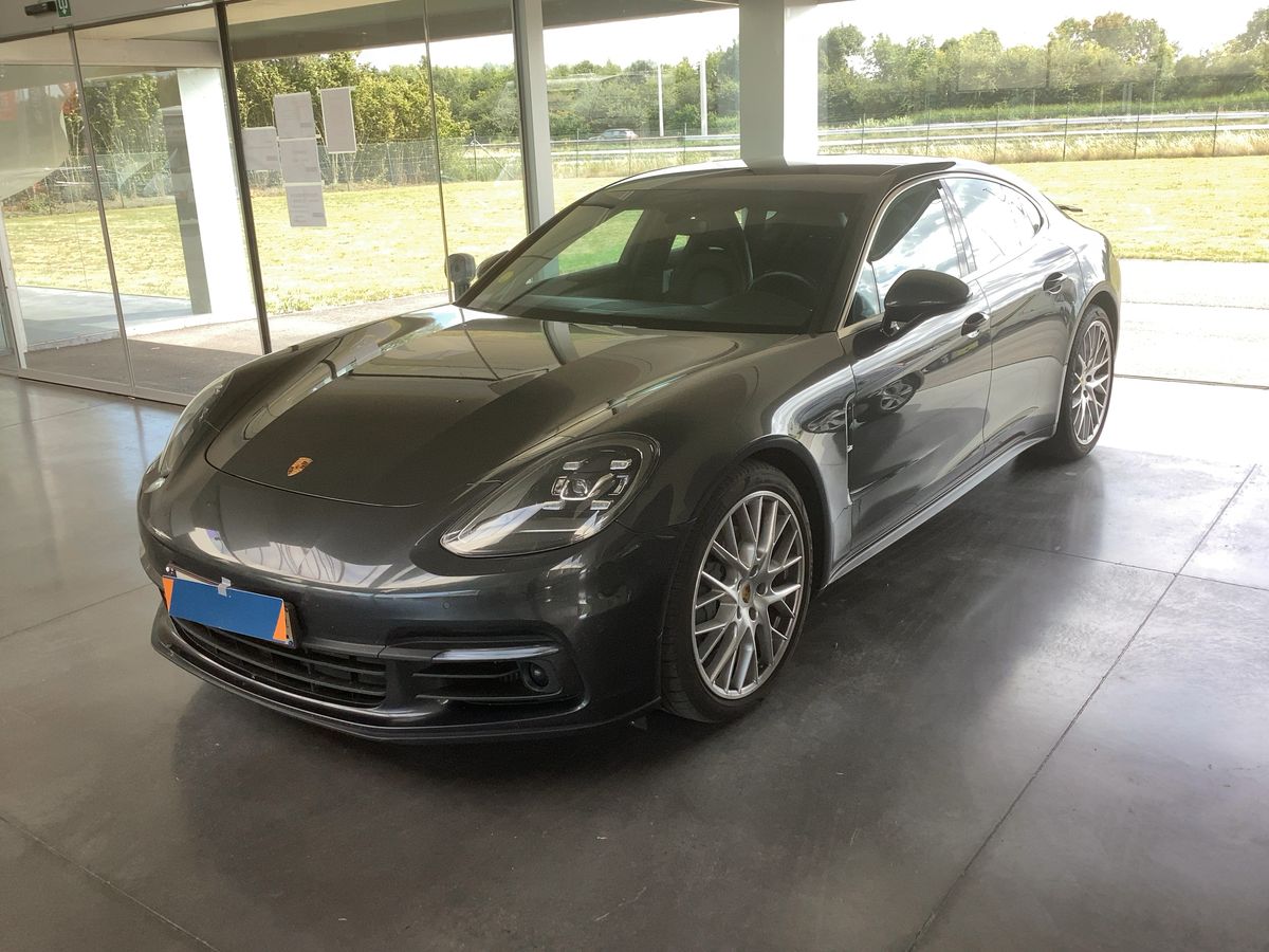 Porsche Panamera 4S Diesel