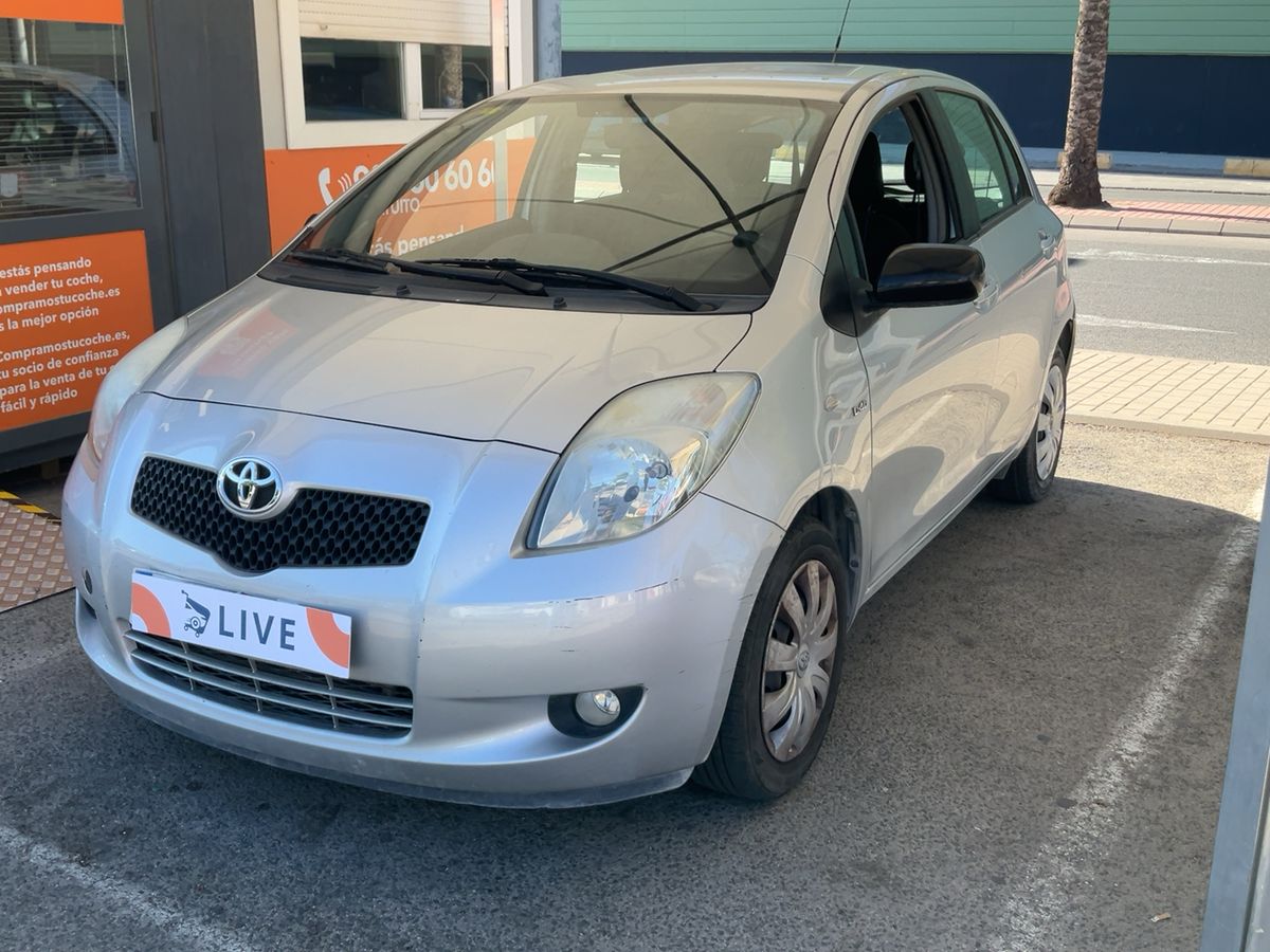 Toyota Yaris 1.4 D-4D Active