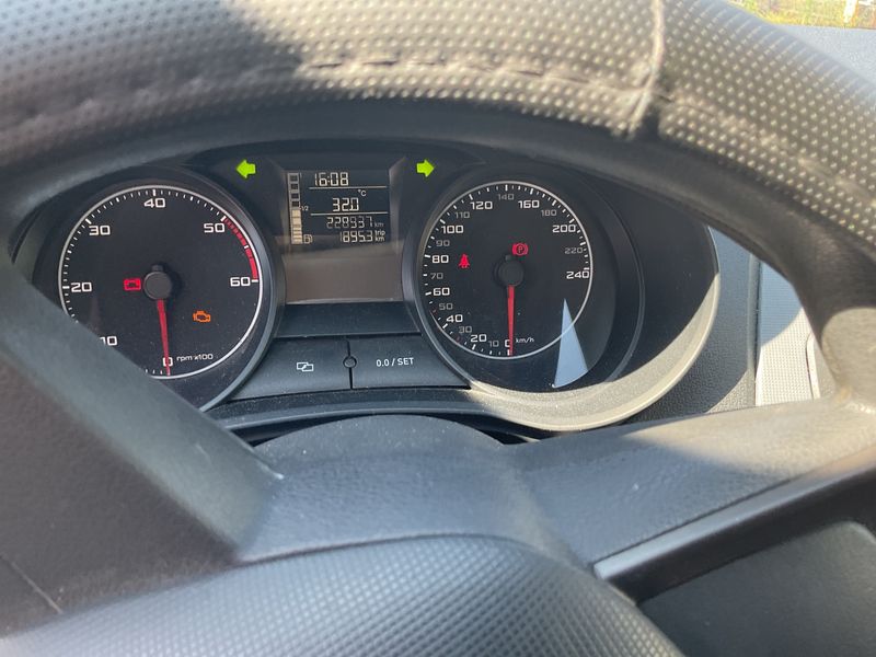 Seat Ibiza 1.2 TDI Reference — zdjęcie 4