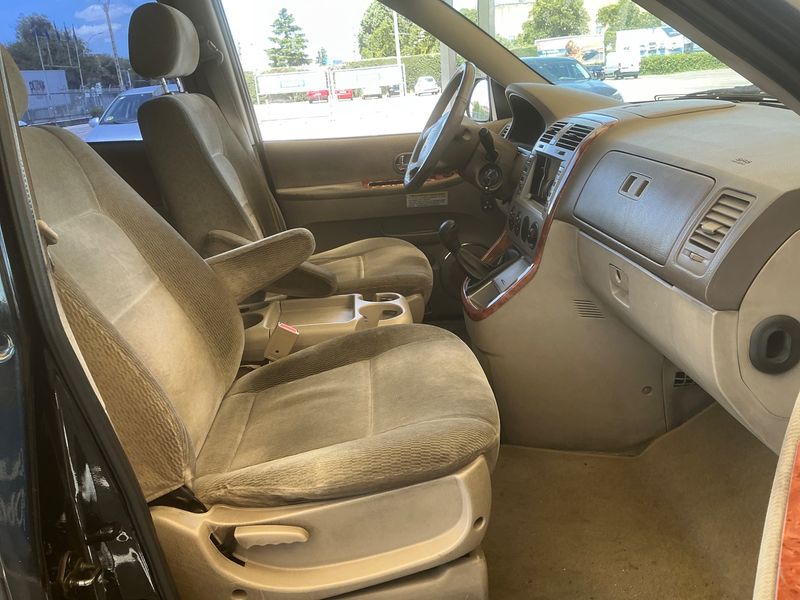 Kia Carnival 2.9 CRDi EX — zdjęcie 3