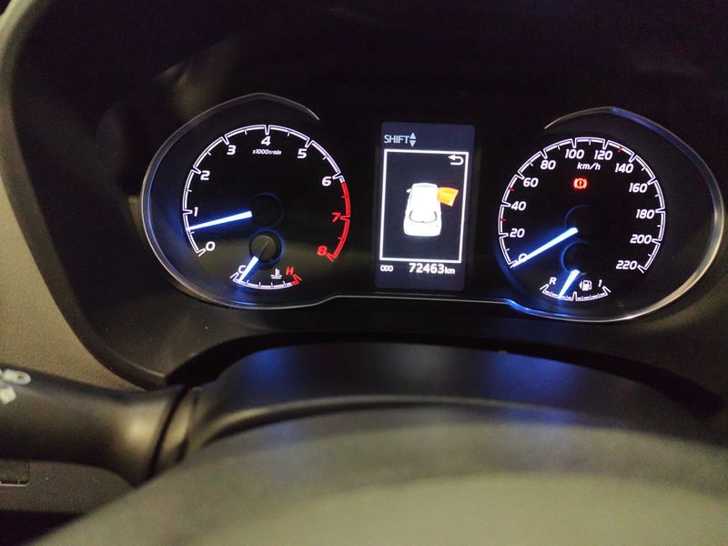 Toyota Yaris 1.5 Dual VVT-iE Design — zdjęcie 12