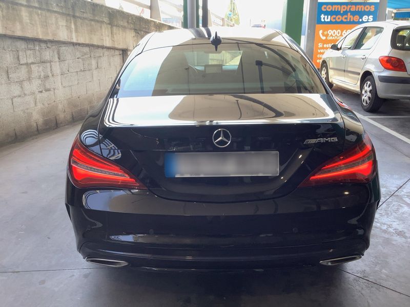 Mercedes-Benz CLA-Klasse CLA 200 d AMG Line — zdjęcie 5