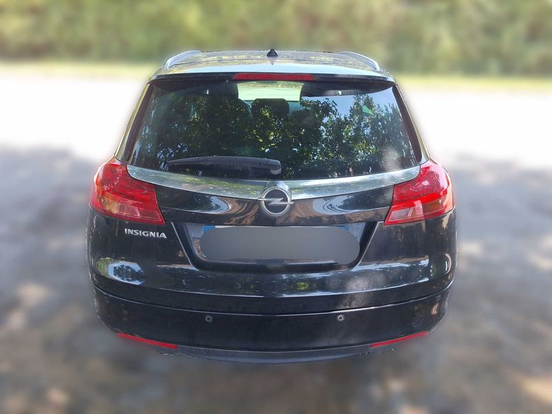 Opel Insignia Sports Tourer 2.0 CDTI Cosmo — zdjęcie 4