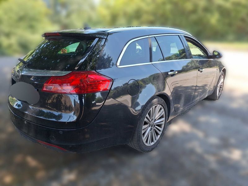 Opel Insignia Sports Tourer 2.0 CDTI Cosmo — zdjęcie 5
