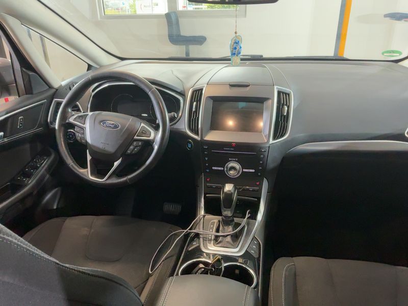Ford S-Max 2.0 TDCi Titanium — zdjęcie 12