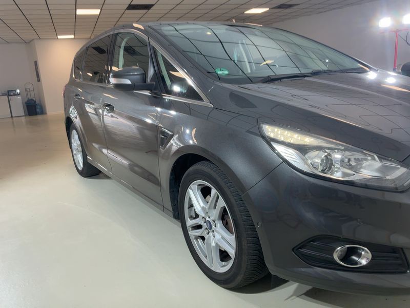 Ford S-Max 2.0 TDCi Titanium — zdjęcie 8