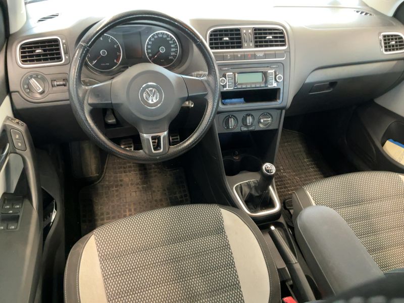 Volkswagen Polo 1.2 TSI CrossPolo — zdjęcie 12