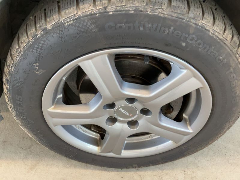 Volkswagen Polo 1.2 TSI CrossPolo 2011 – снимка 11