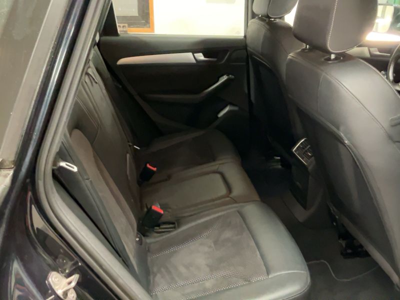 Audi Q5 3.0 V6 TDI quattro — zdjęcie 14