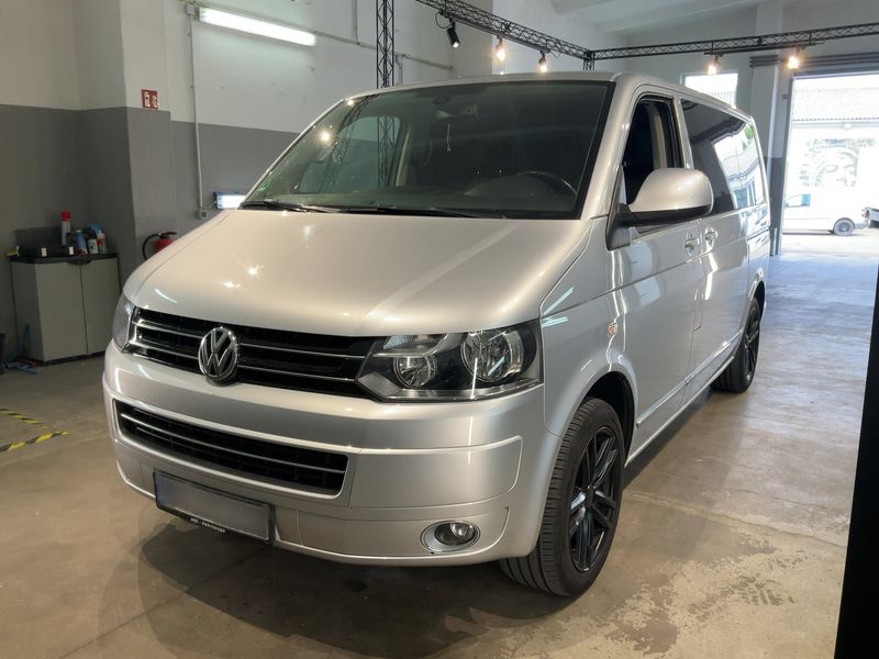 Volkswagen T5 Multivan 2.0 TDI Highline