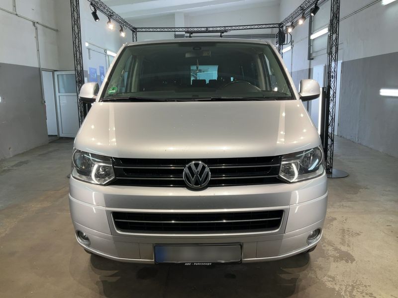 Volkswagen T5 Multivan 2.0 TDI Highline — zdjęcie 9
