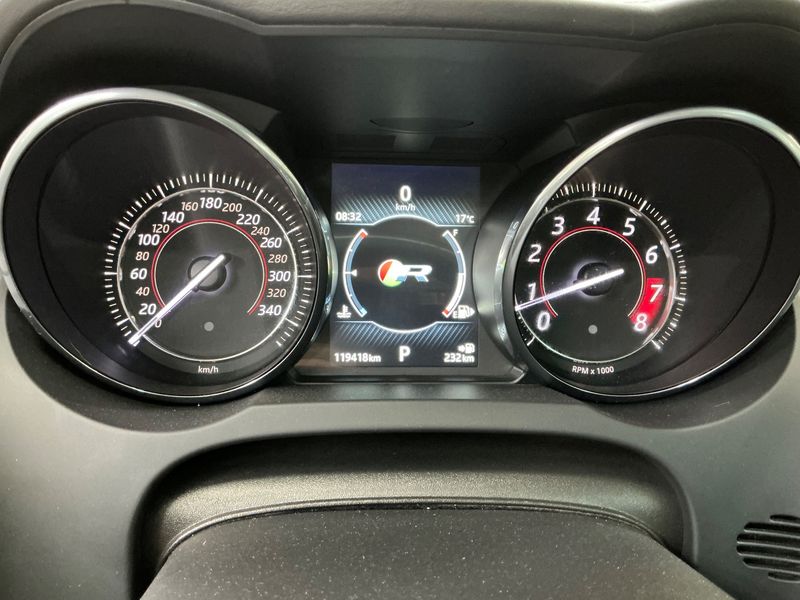 Jaguar F-TYPE 5.0 V8 R AWD — zdjęcie 13