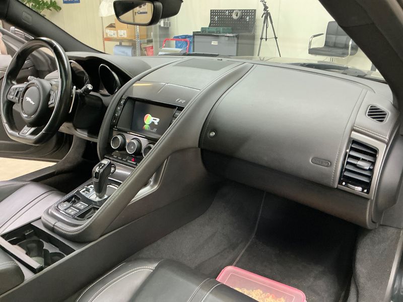 Jaguar F-TYPE 5.0 V8 R AWD 2015 – снимка 24