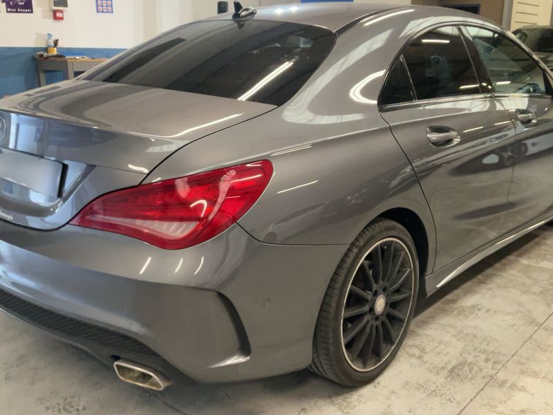 Mercedes-Benz CLA-Klasse CLA 200 d AMG Line — zdjęcie 6