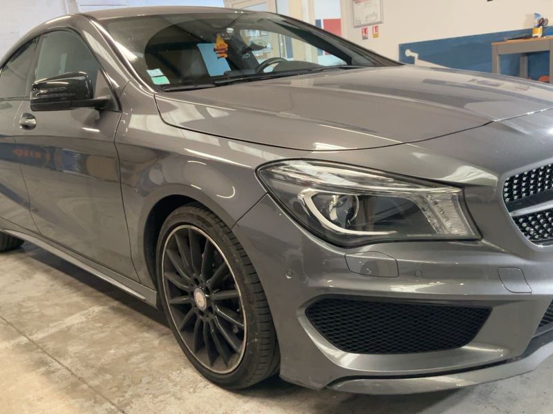 Mercedes-Benz CLA-Klasse CLA 200 d AMG Line — zdjęcie 8