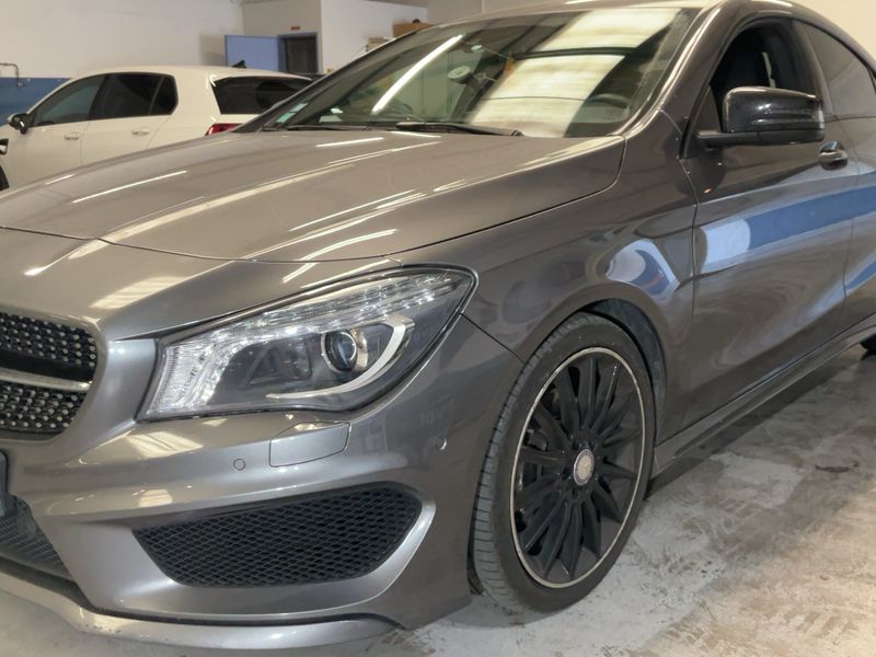 Mercedes-Benz CLA-Klasse CLA 200 d AMG Line — zdjęcie 2