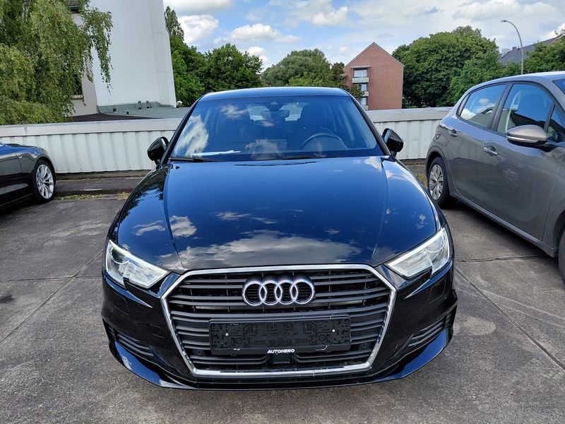 Audi A3 Sportback 2.0 TDI 2018 – снимка 14