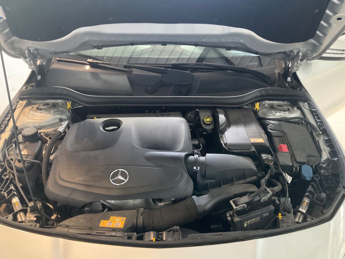 Mercedes-Benz CLA-Klasse 2016 — photo 26