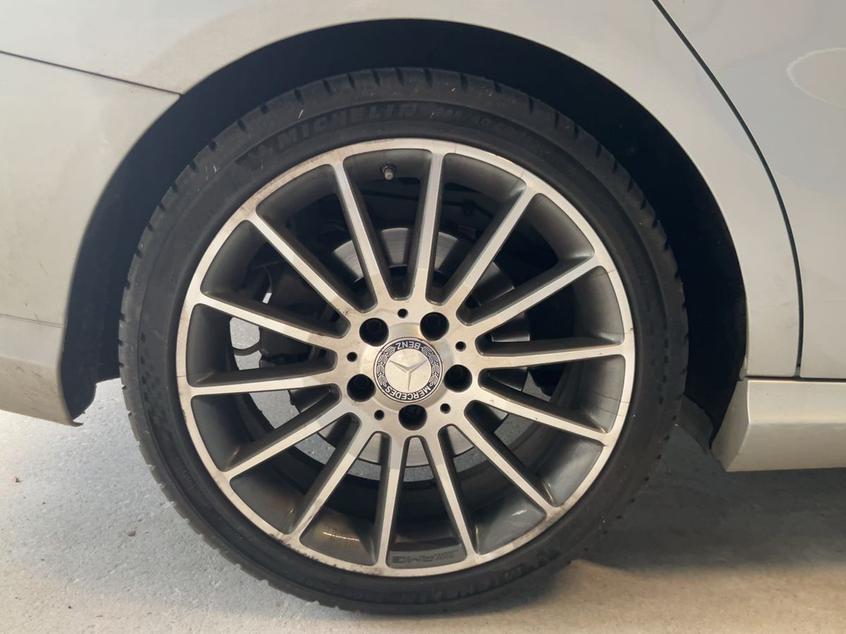 Mercedes-Benz CLA-Klasse 2016 — photo 10