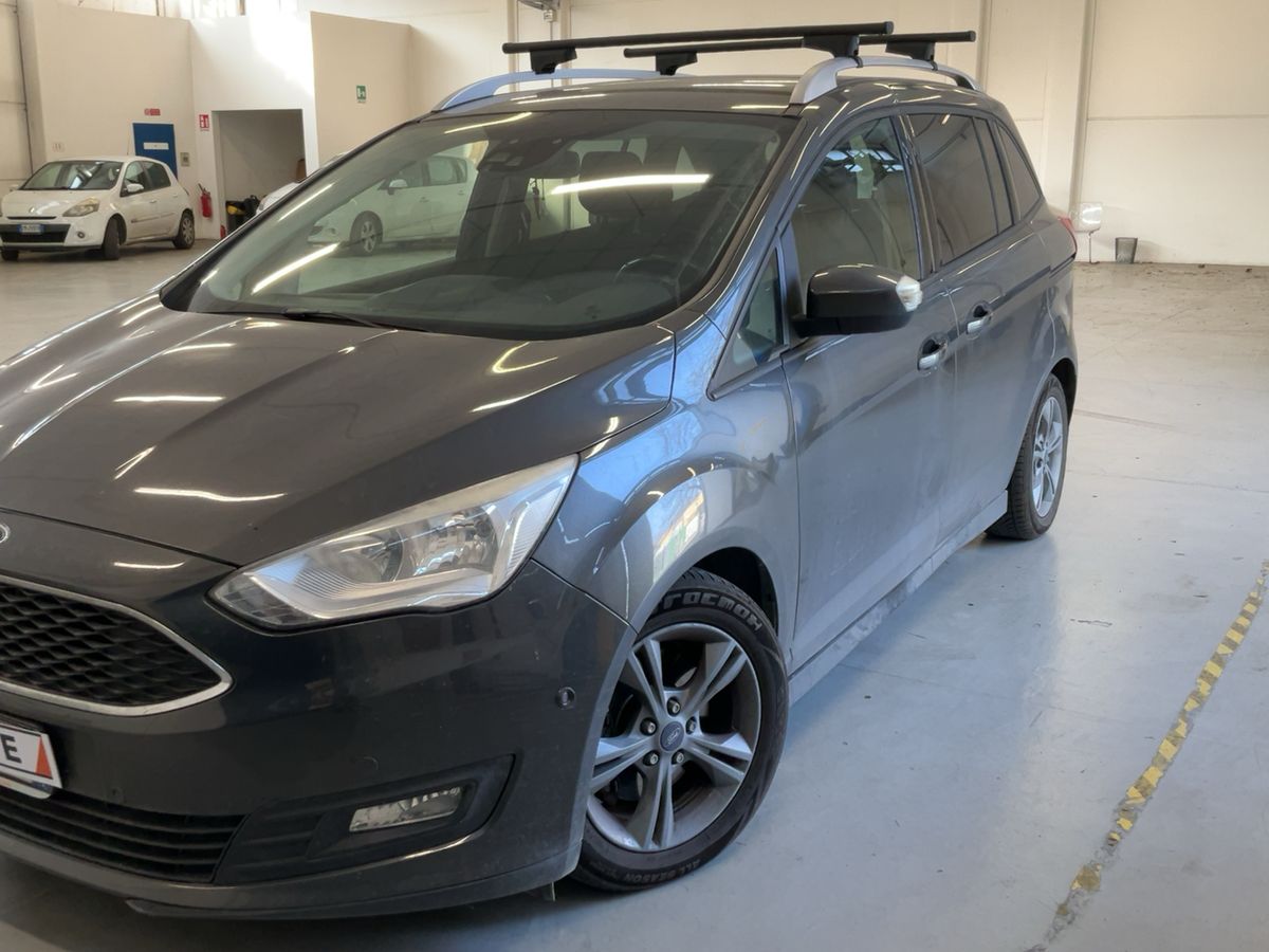 Ford Grand d'occasion