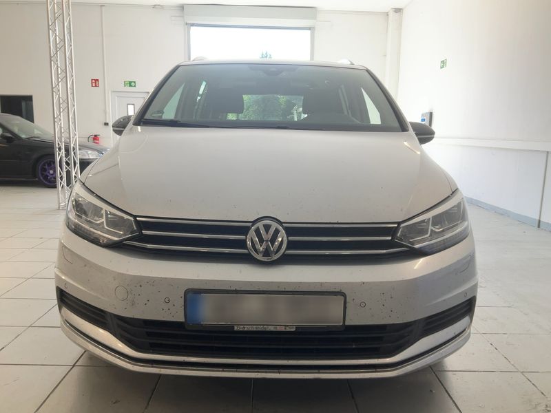 Volkswagen Touran 1.5 TSI ACT IQ.DRIVE — zdjęcie 9
