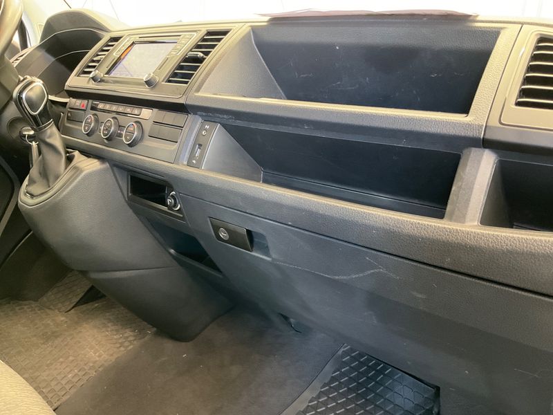Volkswagen T6 California 2.0 TDI Beach 2018 – снимка 25