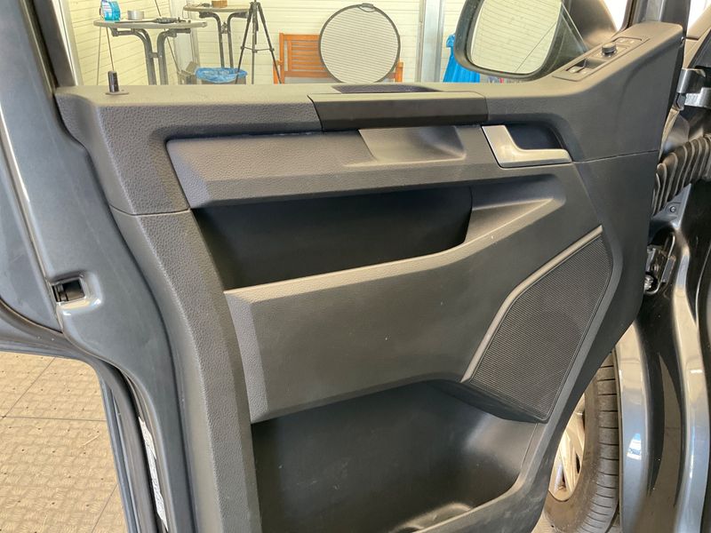 Volkswagen T6 California 2.0 TDI Beach 2018 – снимка 28