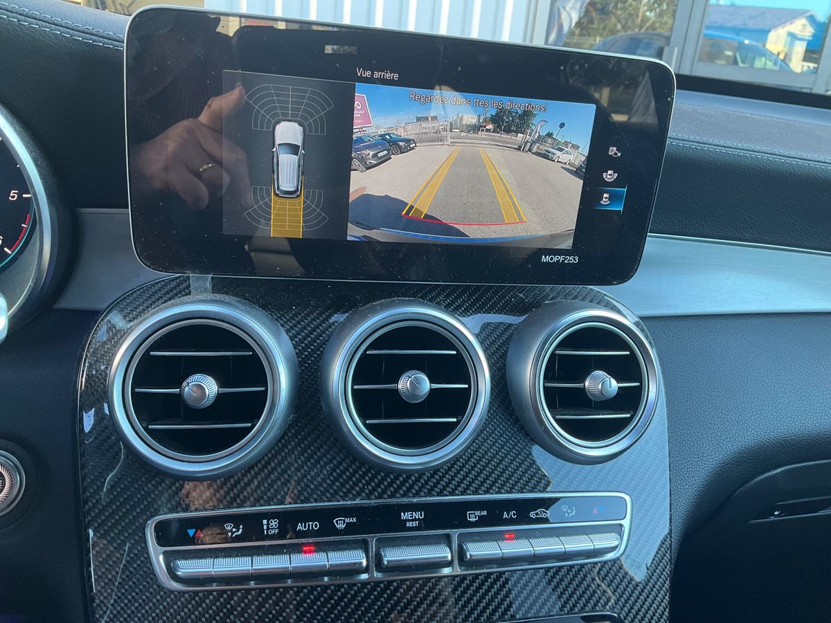 Mercedes-Benz GLC-Klasse 2019 — photo 27