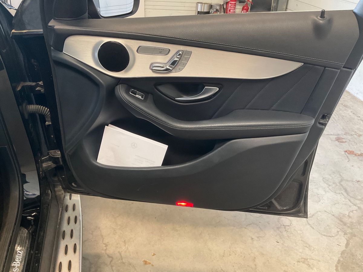 Mercedes-Benz GLC-Klasse 2019 — photo 23