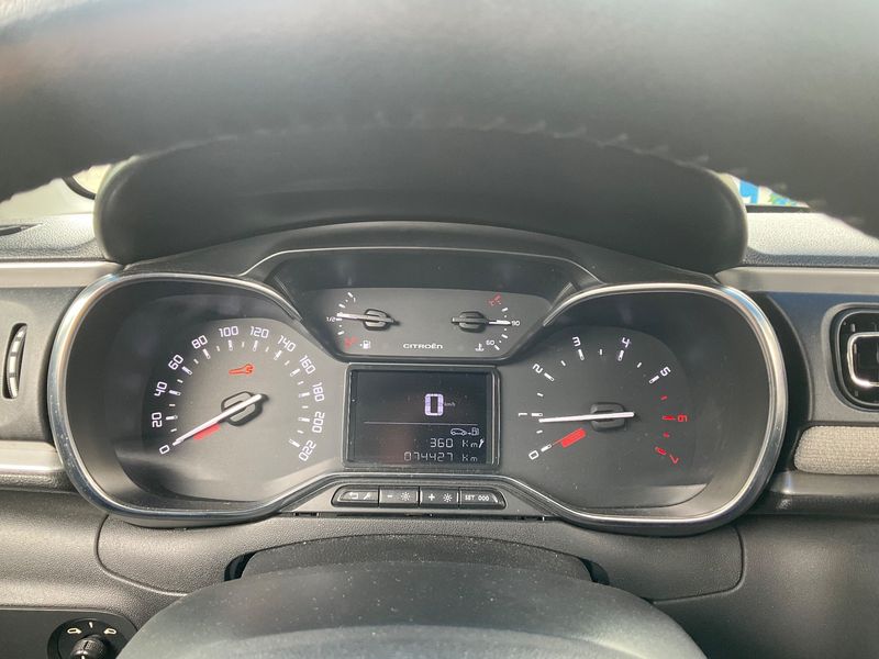 Citroen C3 1.2 PureTech Feel — zdjęcie 13