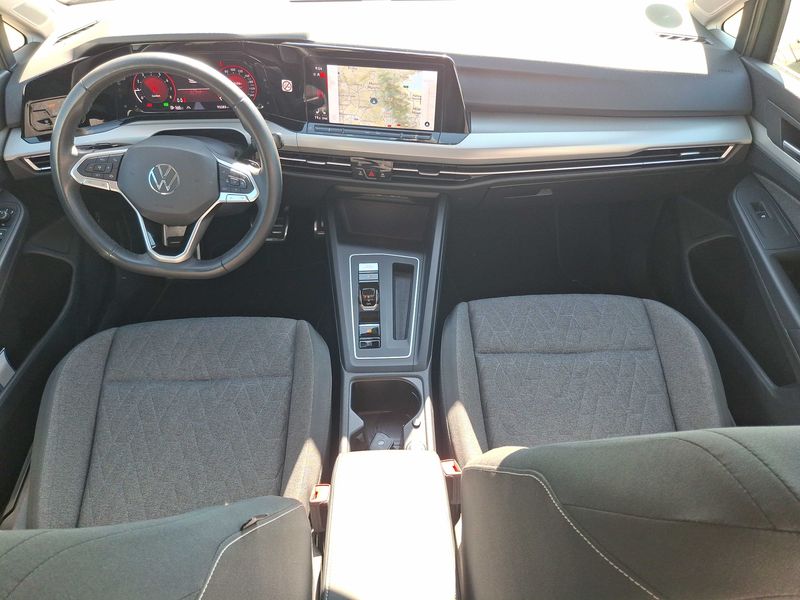 Volkswagen Golf VIII 1.5 eTSI ACT Move — zdjęcie 11