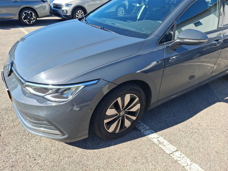 Volkswagen Golf VIII 1.5 eTSI ACT Move — zdjęcie 2