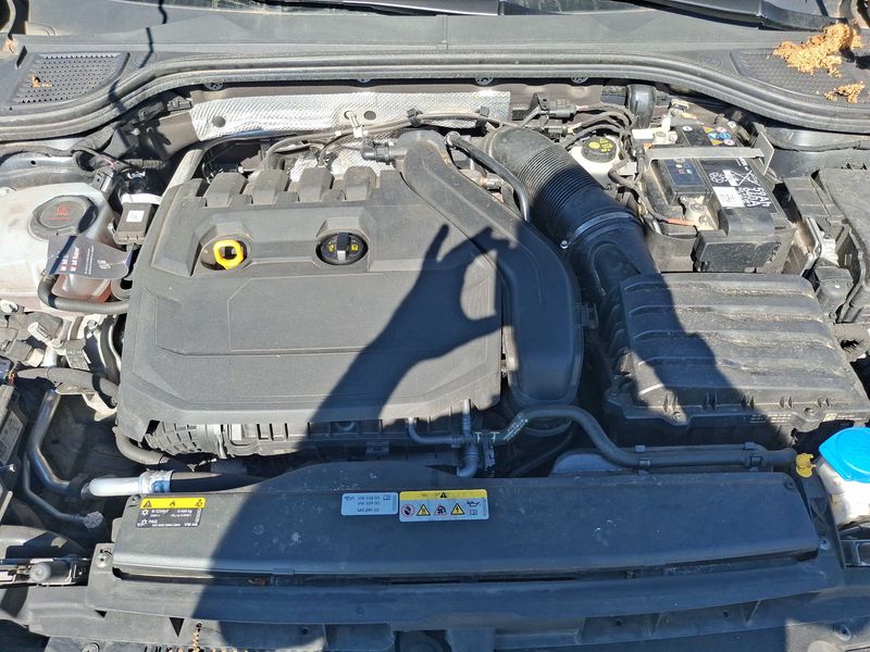Volkswagen Golf VIII 1.5 eTSI ACT Move — zdjęcie 8
