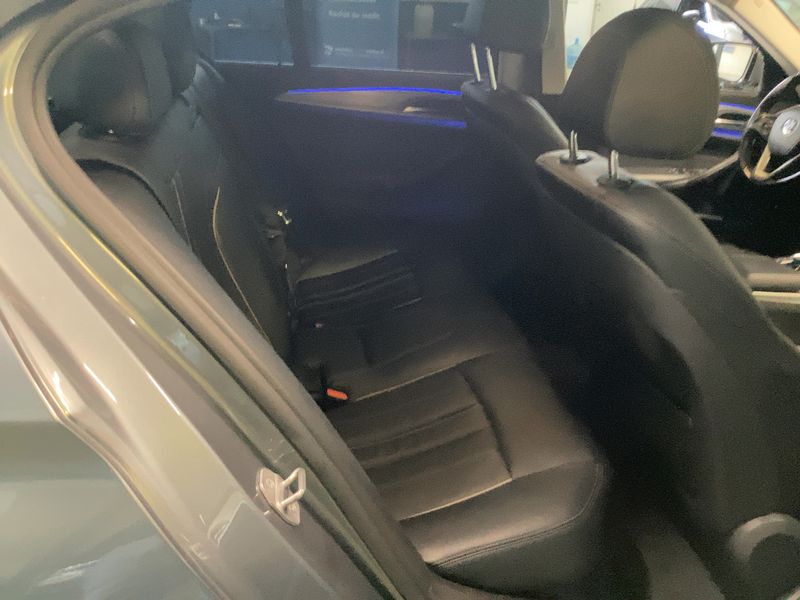 BMW 5er 530e Luxury Line — zdjęcie 14
