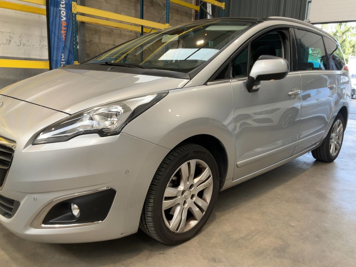 Peugeot 5008 d'occasion