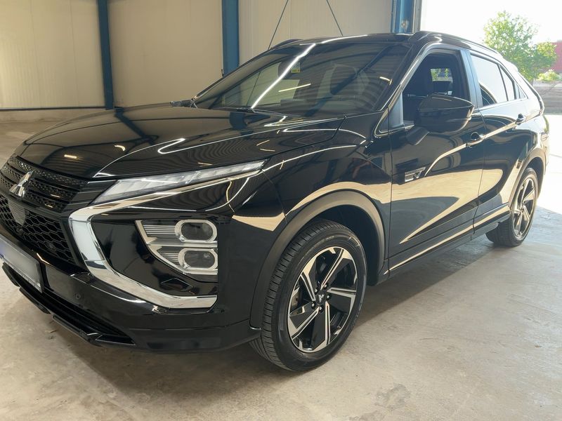 Mitsubishi Eclipse Cross 2.4 Plug-in Hybrid Plus Select Black 4WD — zdjęcie 2