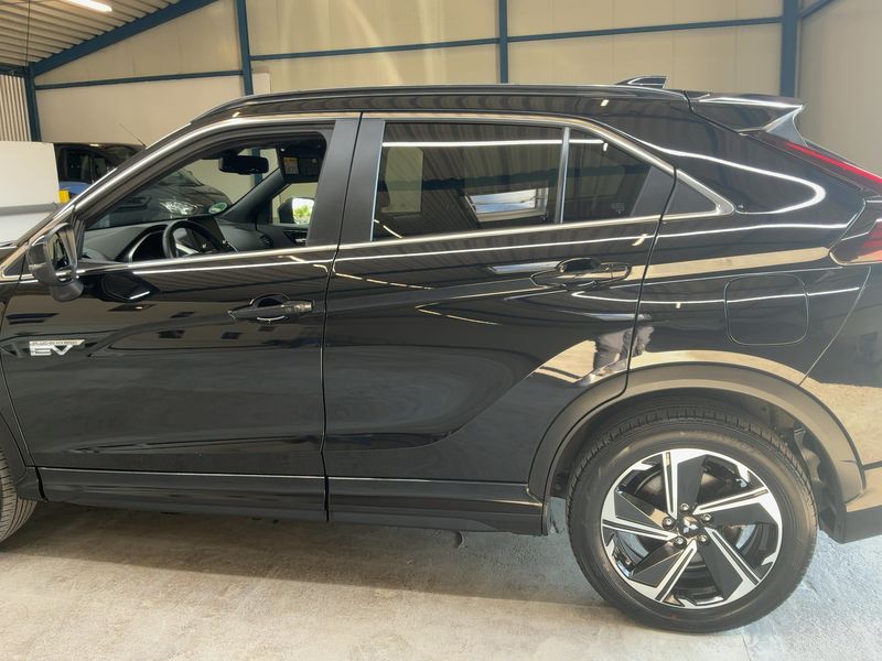 Mitsubishi Eclipse Cross 2.4 Plug-in Hybrid Plus Select Black 4WD — zdjęcie 4