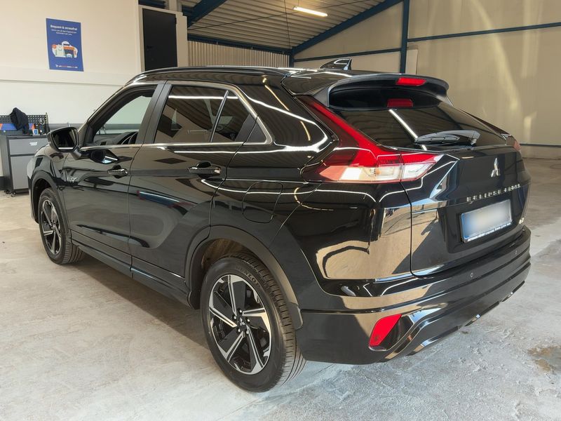 Mitsubishi Eclipse Cross 2.4 Plug-in Hybrid Plus Select Black 4WD — zdjęcie 3