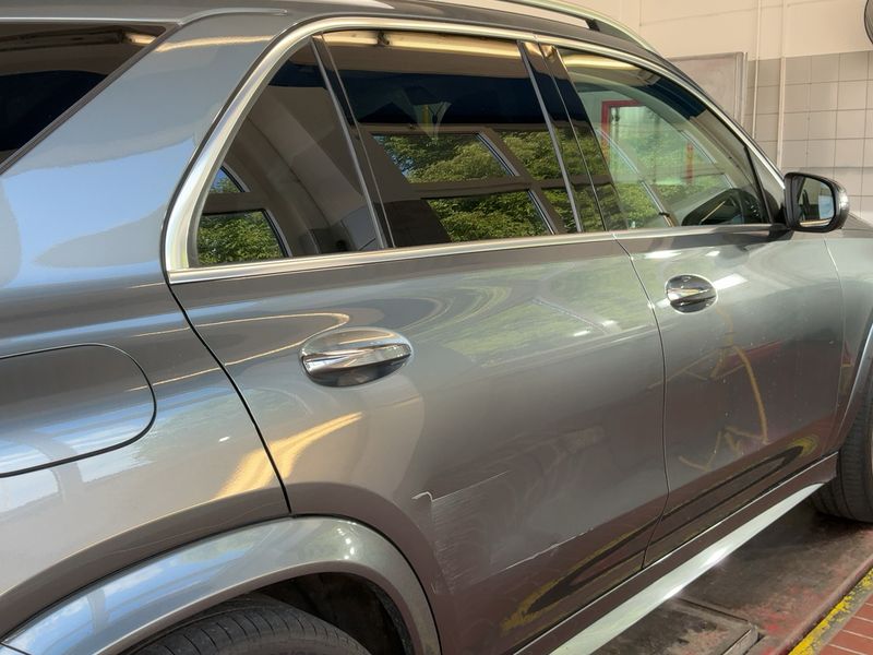 Mercedes-Benz GLE-Klasse GLE 450 Mild-Hybrid 4Matic AMG Line 2021 – снимка 10