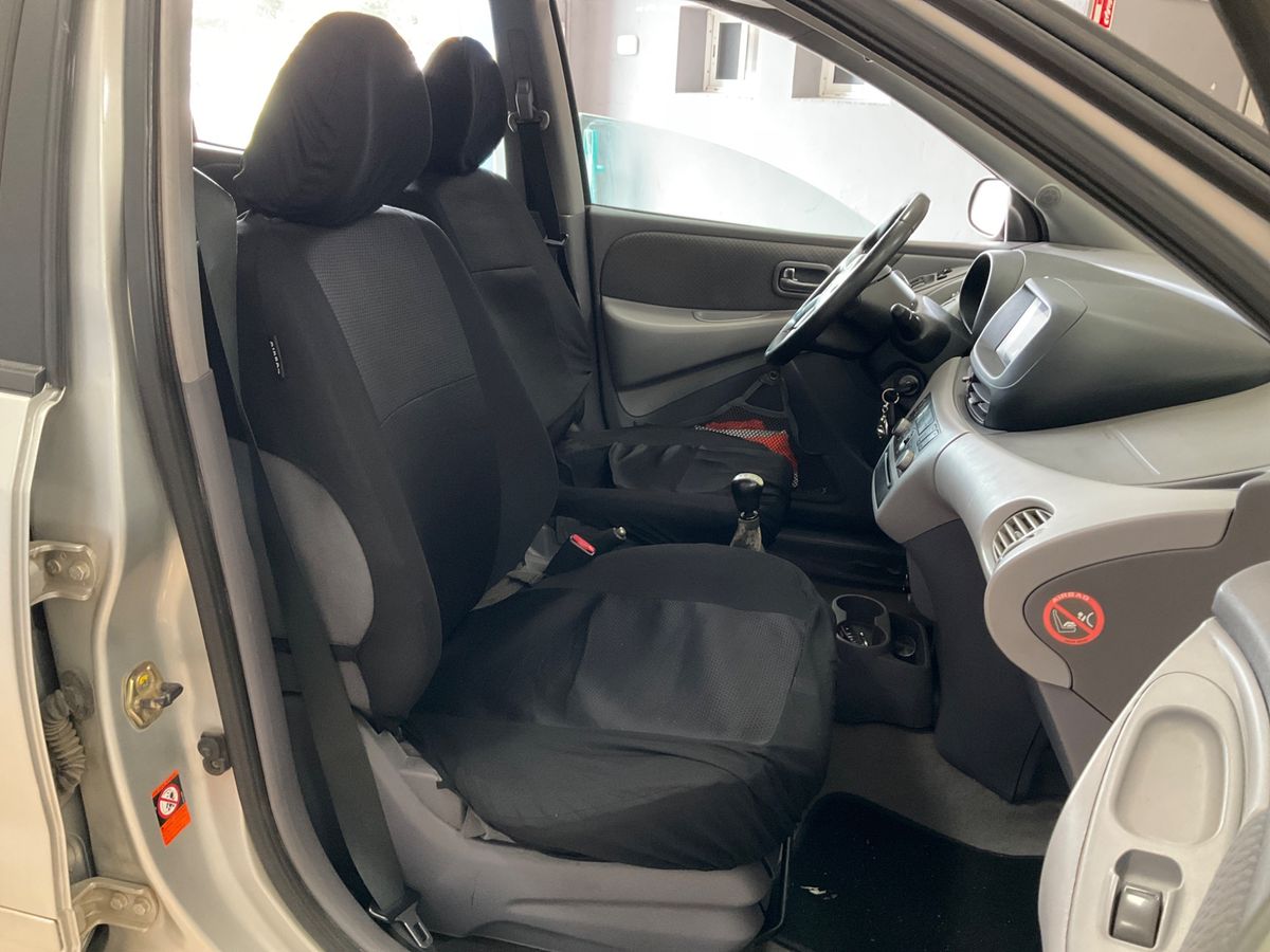 Nissan Almera 2006 — photo 3