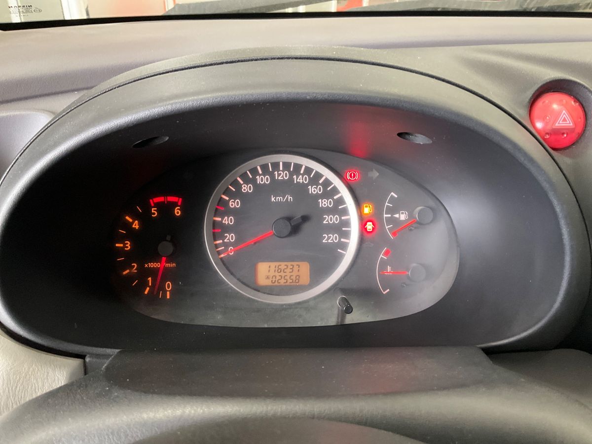 Nissan Almera 2006 — photo 4