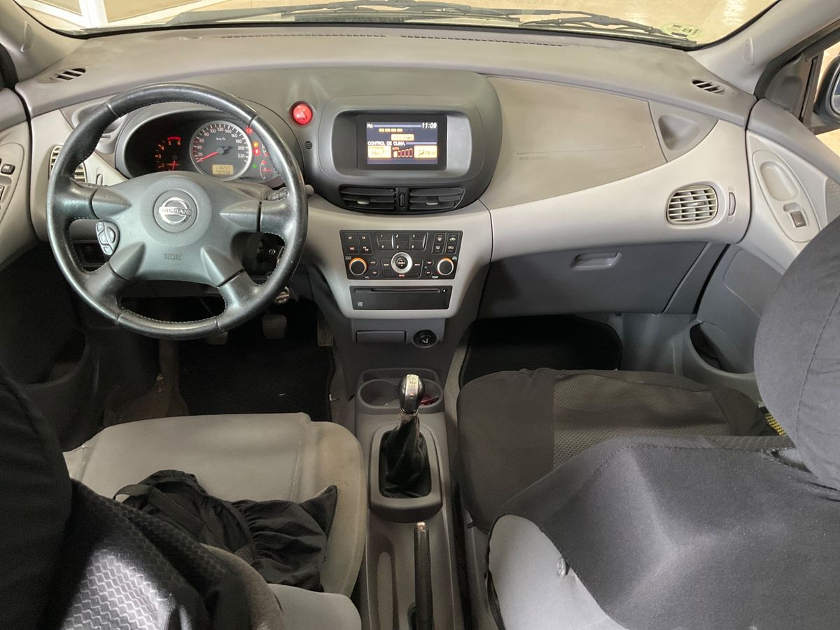 Nissan Almera 2006 — photo 12