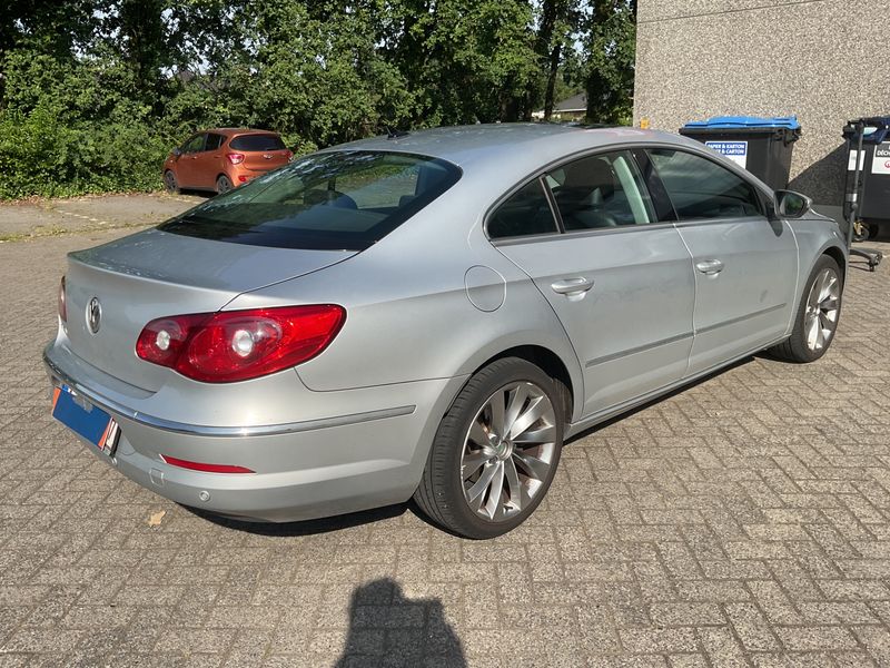 Volkswagen Passat CC 1.8 TSI — zdjęcie 2
